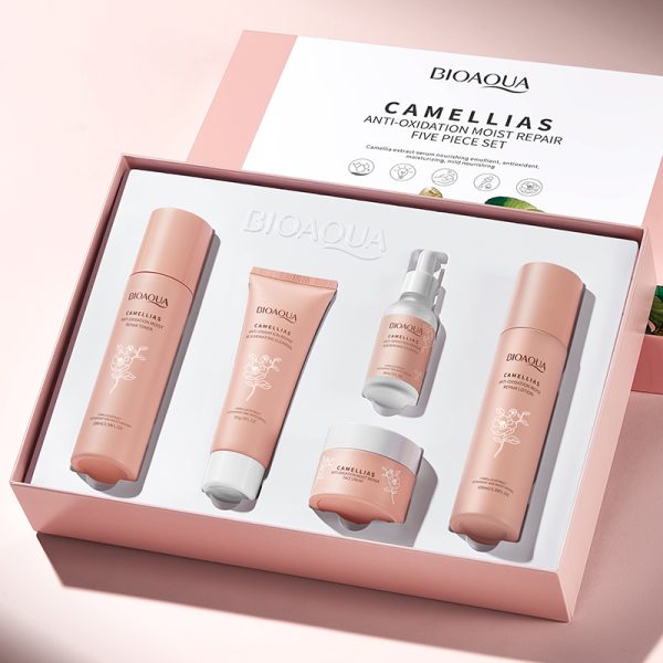 Kit de Lujo Facial Camelias Bioaqua 5 Unidades